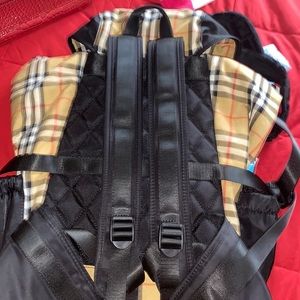 Burberry -copy bookbag